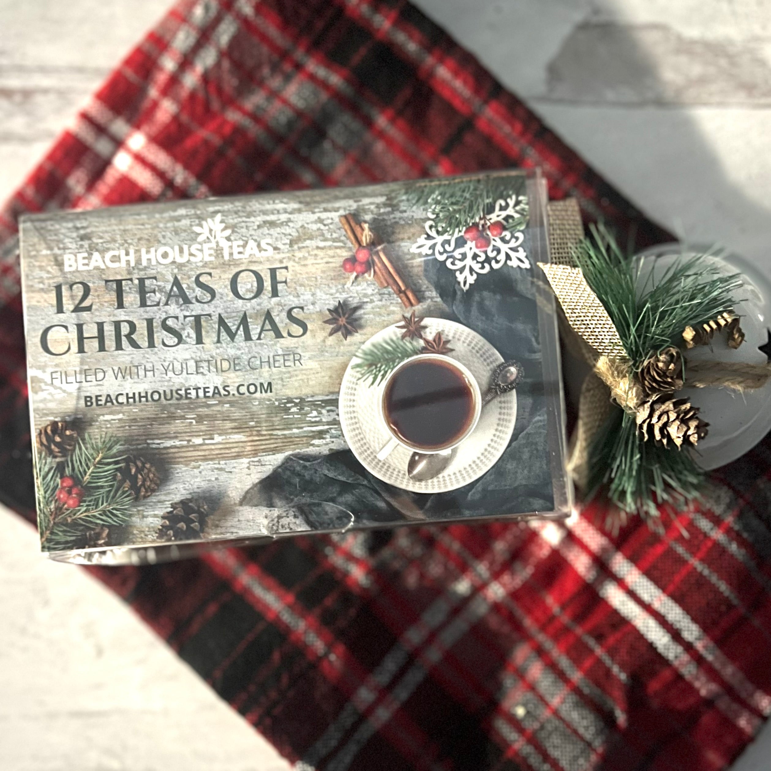 12 teas of Christmas gift set